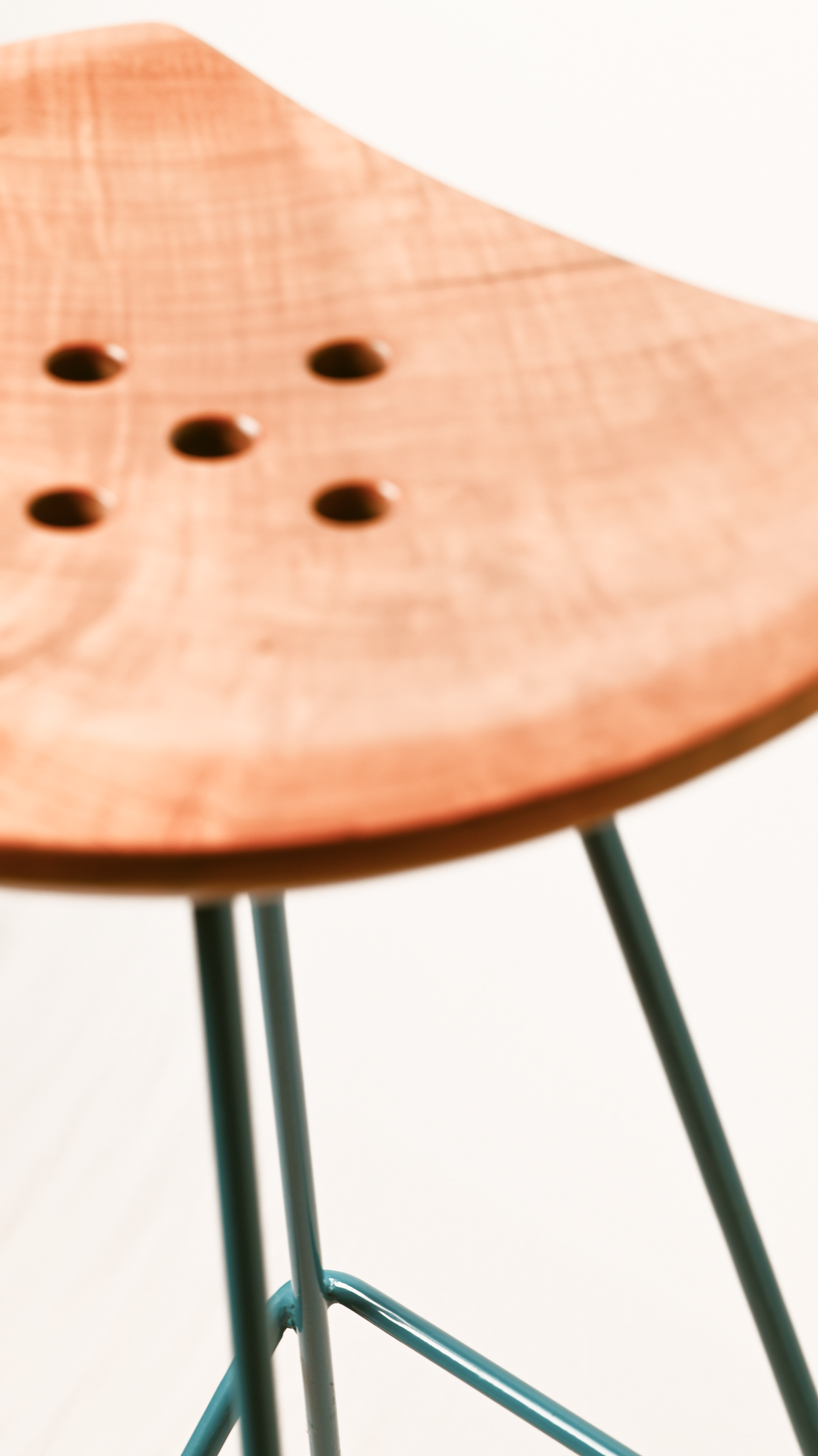Scoop Counter Stool